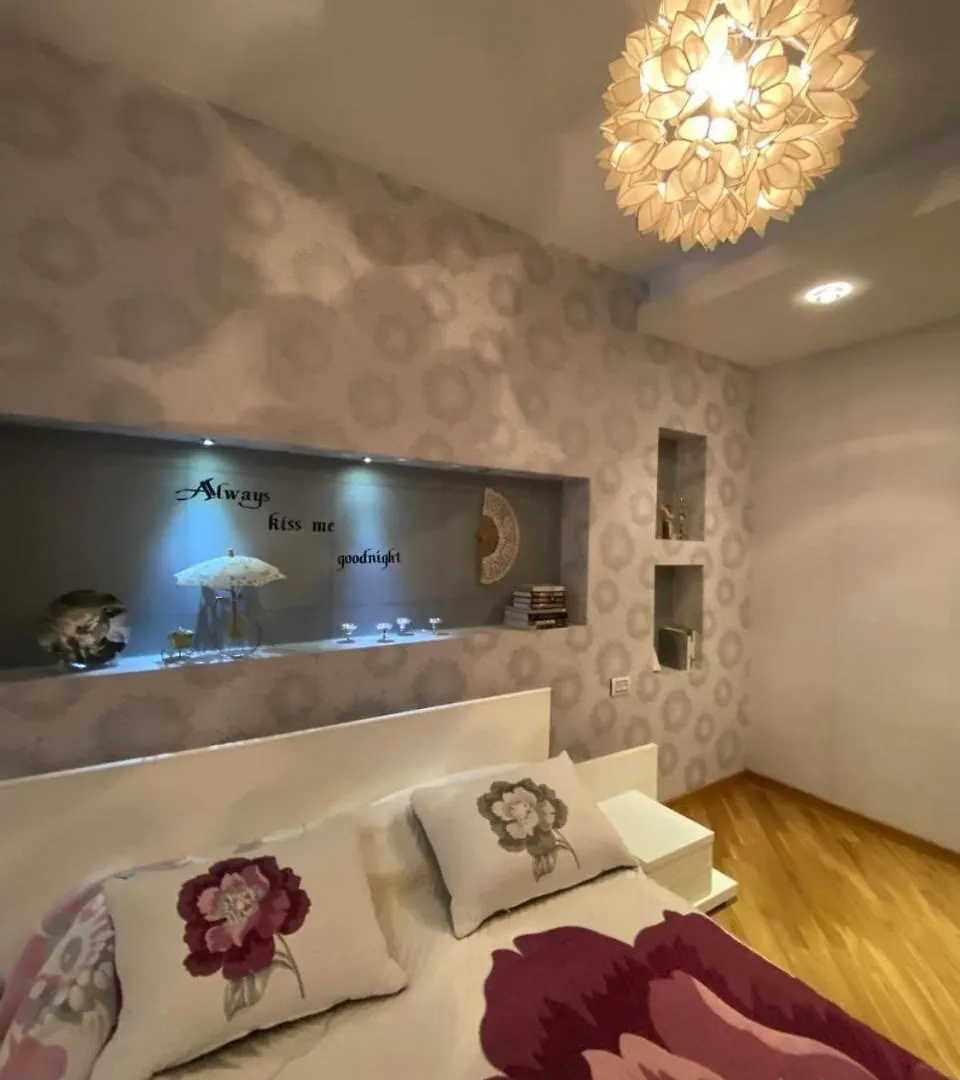 Prestigious Apartment In Chiraq Plaza Baku