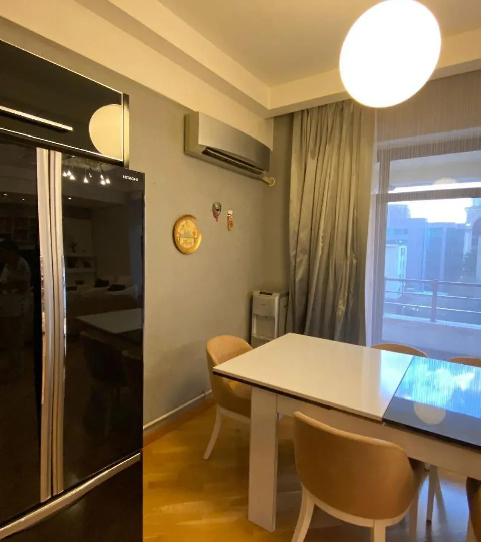 Prestigious Apartment In Chiraq Plaza Baku