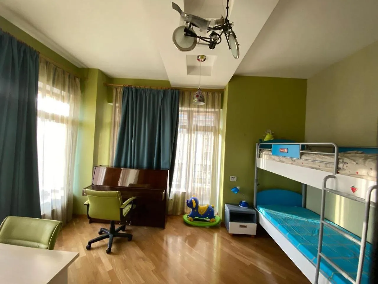 Prestigious Apartment In Chiraq Plaza Baku